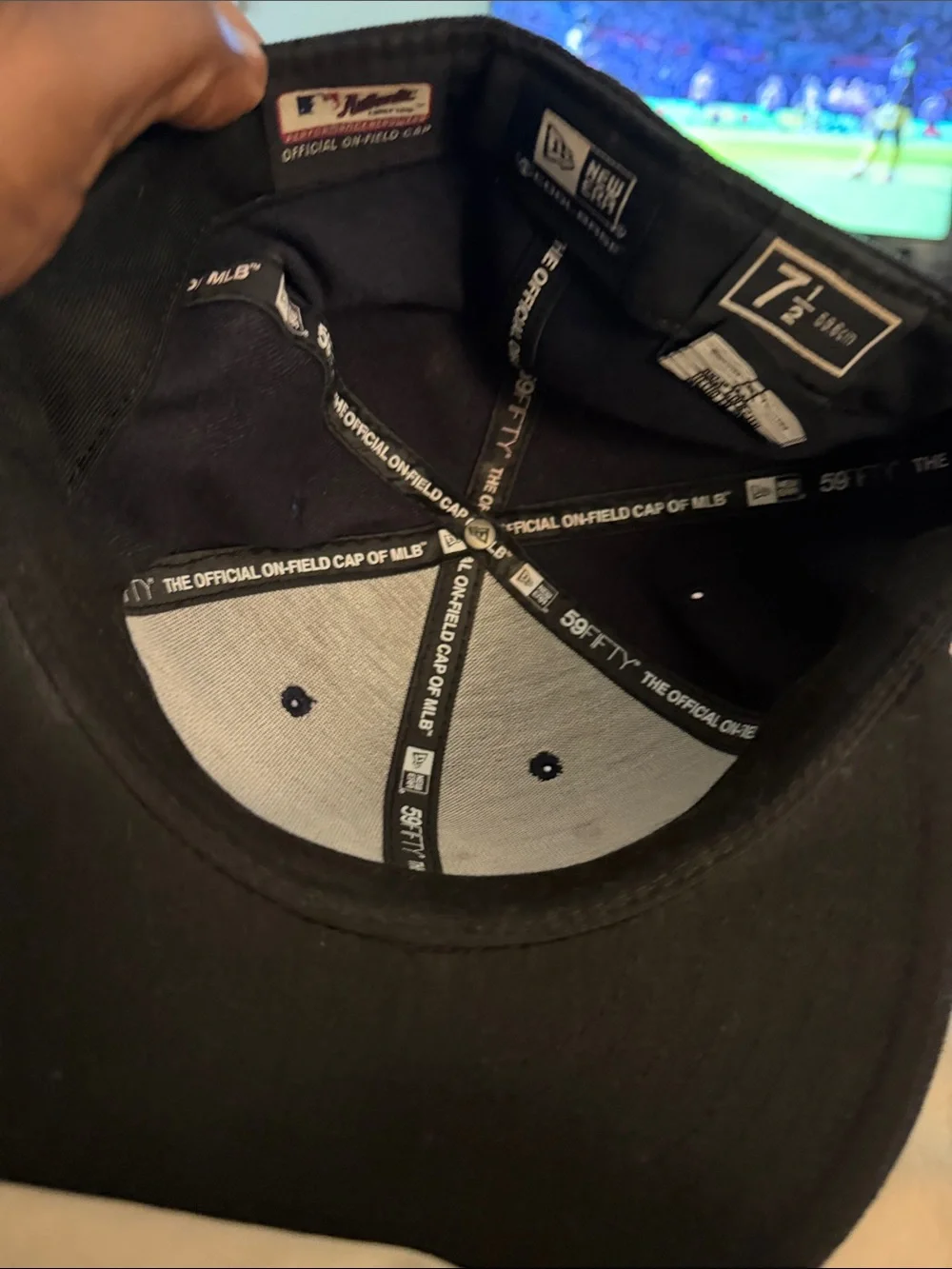 NY Yankees Fitted Baseball Cap - Picture 2 of 4